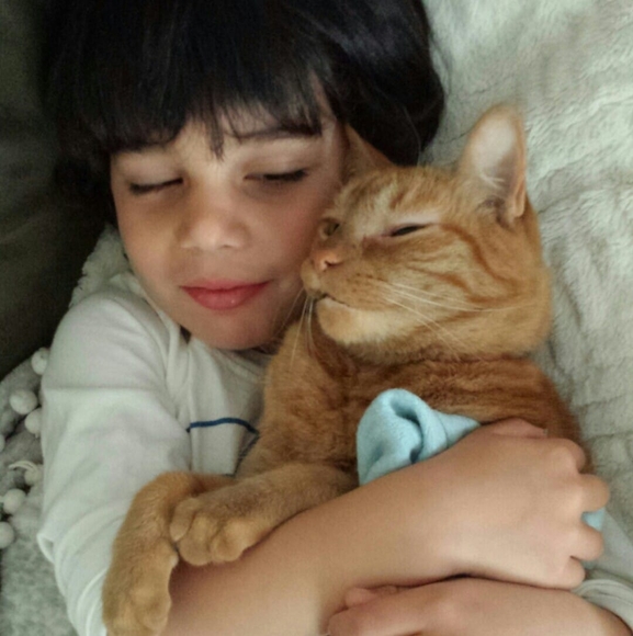 Meet your Posher, Inés - Picture 1 of 1